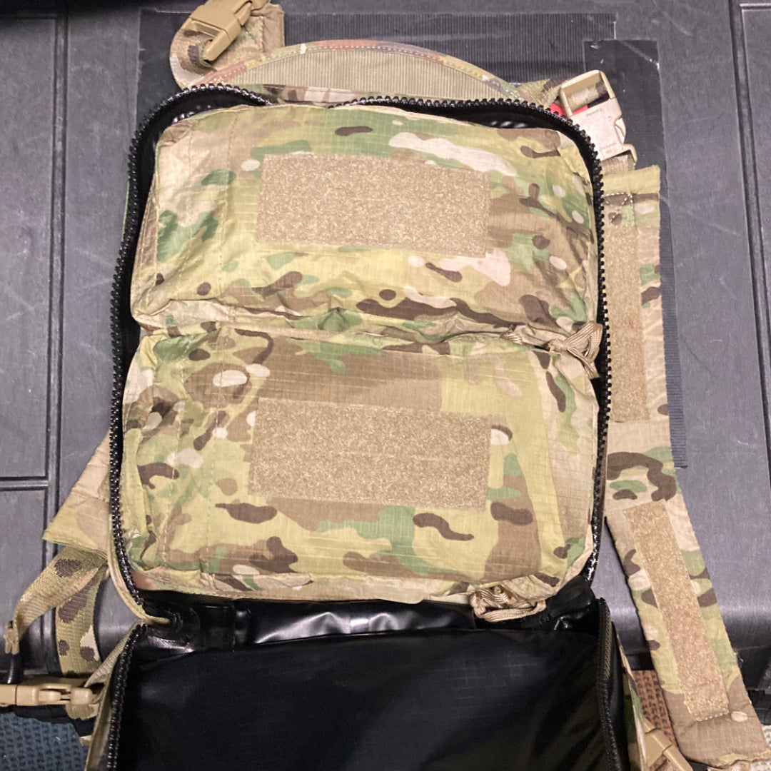 Raider Back Pouch